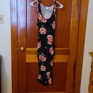Venus small black with roses dress